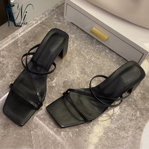 2020 Summer Outdoor Women Slipper Slides Fashion Female Peep Toe Square Heel Sandal Vacation Beach Flip Flops Shoes